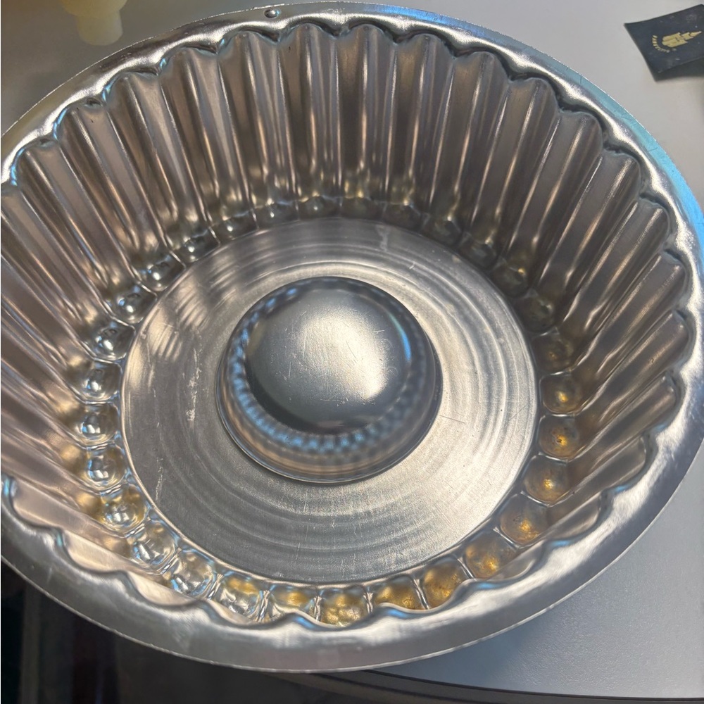 SILVER FLUTED CAKE PAN (some wear)